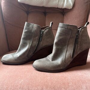 Luck brand wedge booties